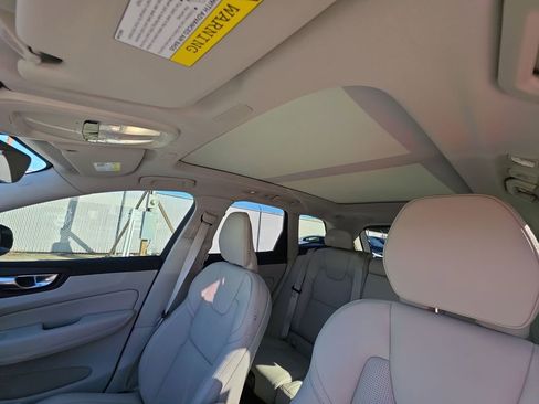 New 2026 Volvo XC60 B5 Ultra w/ Protection Package Premier image 40