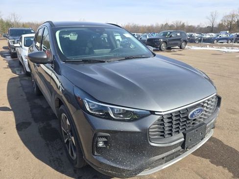 Used 2025 Ford Escape Platinum image 12