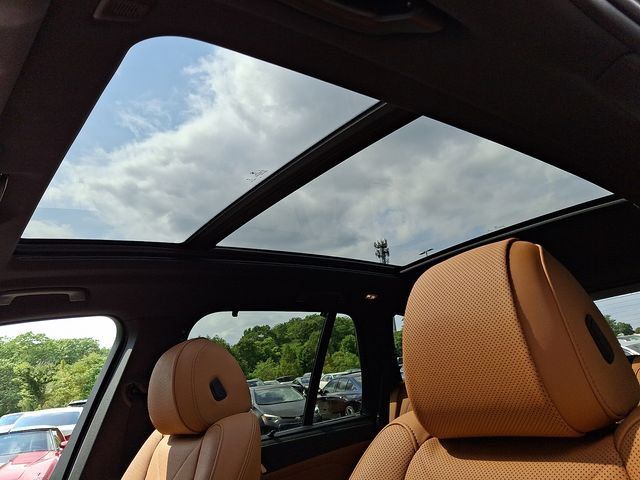 Used 2024 BMW X5 xDrive40i w/ M Sport Package AWD/4WD image 14