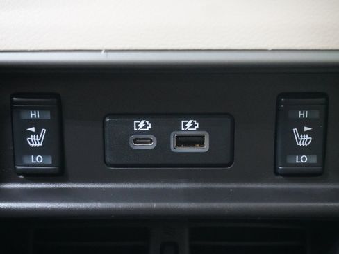 Used 2019 Nissan Murano Platinum image 14