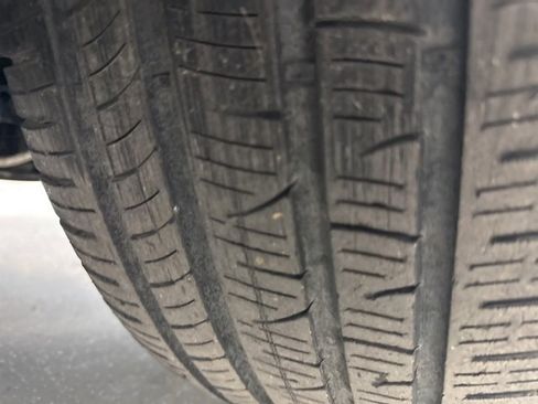 Used 2023 Ford Explorer Limited w/ Equipment Group 301A image 34