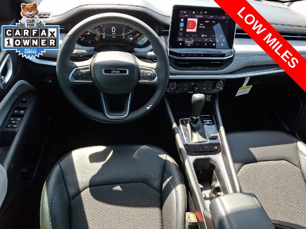 Used 2023 Jeep Compass Latitude w/ Sun and Sound Group AWD/4WD image 11