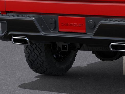 New 2026 Chevrolet Silverado 1500 Custom Trail Boss w/ LPO, Dark Essentials Package AWD/4WD image 47
