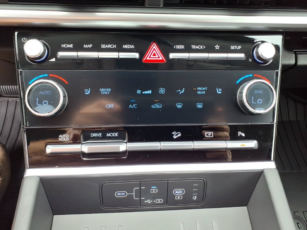 Certified 2026 Hyundai Santa Fe SEL FWD image 19