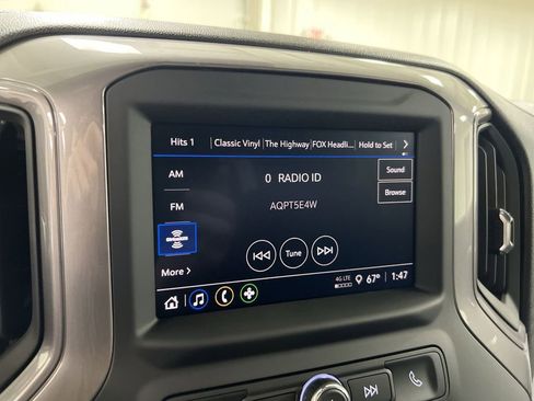 Used 2023 Chevrolet Silverado 1500 Custom AWD/4WD image 13