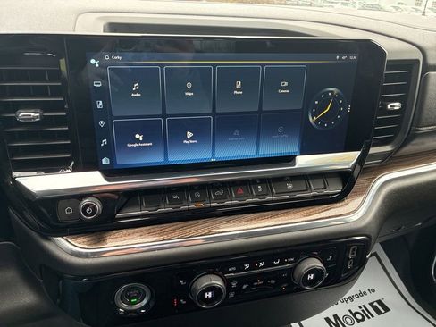 Used 2023 Chevrolet Silverado 1500 LT image 4