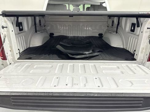 Used 2018 Ford F150 Raptor w/ Equipment Group 802A Luxury AWD/4WD image 32
