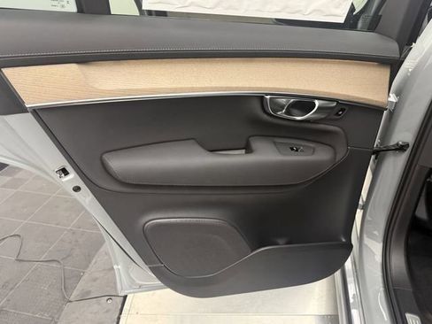 New 2026 Volvo XC90 B6 Core AWD/4WD image 22