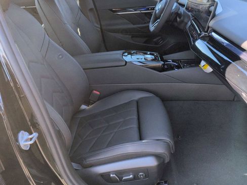 New 2026 BMW 530i xDrive 530i xDrive w/ M Sport Package image 24