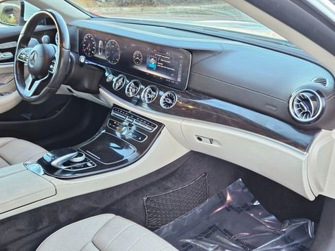 Used 2019 Mercedes-Benz E 450 Cabriolet image 21