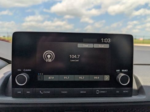Used 2024 Honda CR-V EX image 17