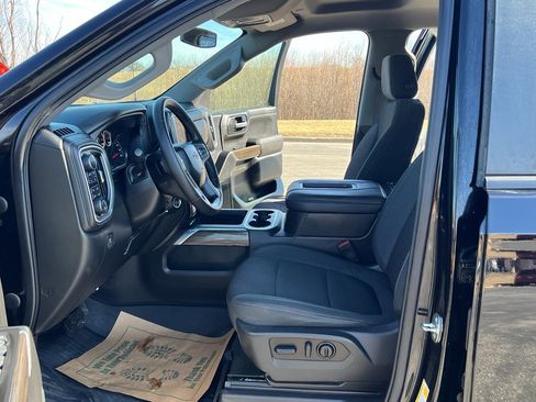 Used 2022 Chevrolet Silverado 1500 LT Trail Boss w/ Bed Protection Package image 14