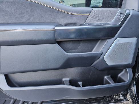 Used 2024 Ford F350 Platinum image 15