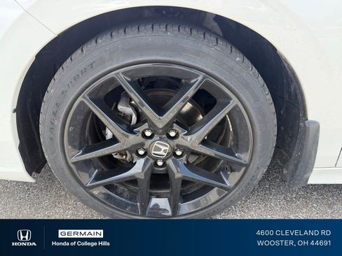 Used 2024 Honda Civic Sport image 11