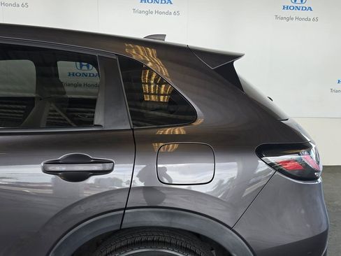 Used 2024 Honda HR-V LX image 37