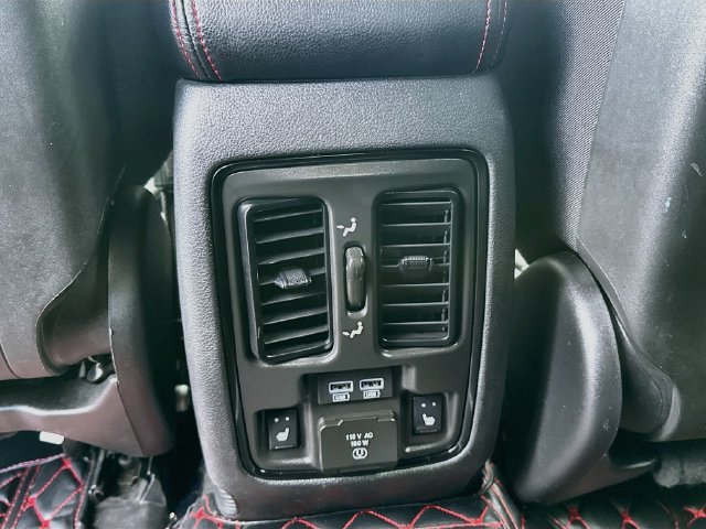 Used 2022 Dodge Durango R/T w/ Trailer Tow Group IV AWD/4WD image 26