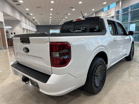 New 2025 Ford Maverick Lobo image 45