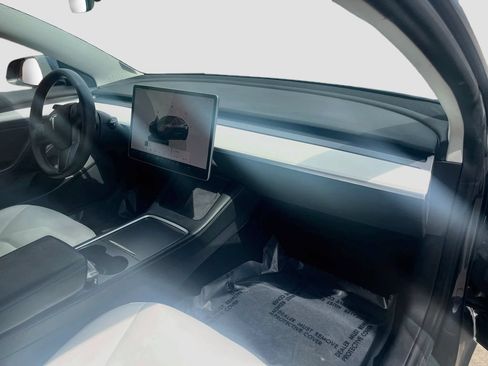 Used 2022 Tesla Model 3 Performance AWD/4WD image 30