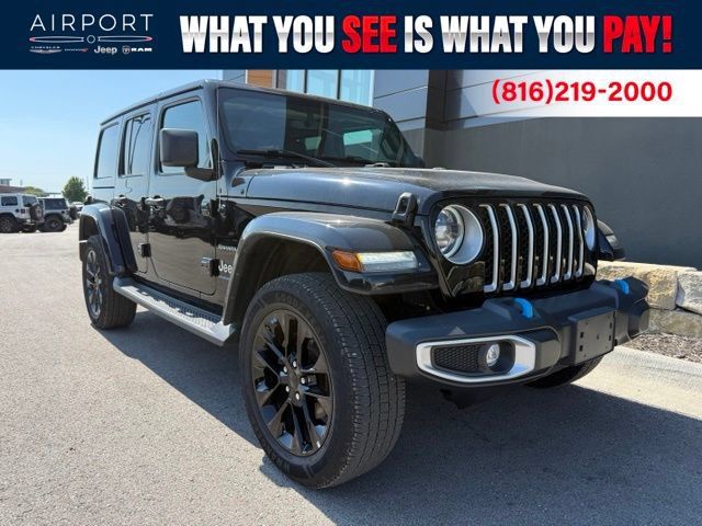 Used 2023 Jeep Wrangler Unlimited Sahara w/ Cold Weather Group AWD/4WD image 1