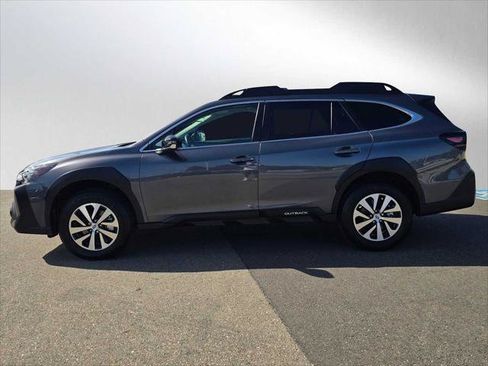 Used 2025 Subaru Outback Premium w/ Popular Package #1A AWD/4WD image 6