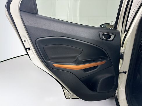 Used 2021 Ford EcoSport SE w/ SE Appearance Package image 25