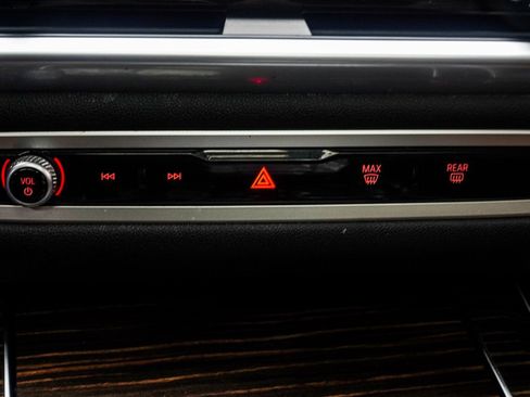 Used 2024 BMW X5 M60i w/ Climate Comfort Package image 22