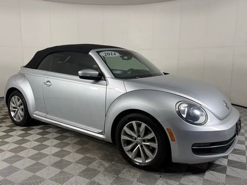 Used 2014 Volkswagen Beetle TDI image 13