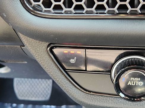 Certified 2024 Honda HR-V Sport image 24