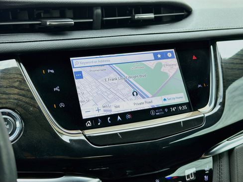 Certified 2024 Cadillac XT6 Premium Luxury w/ Technology Package FWD image 13