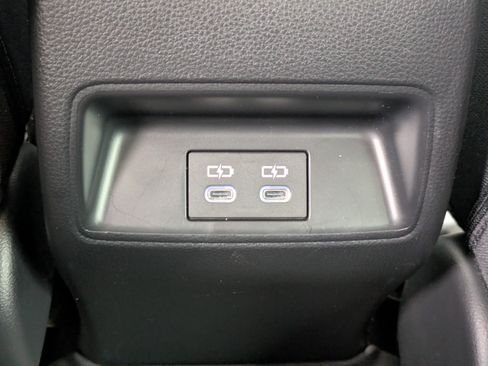 Used 2023 Toyota Corolla LE FWD image 12