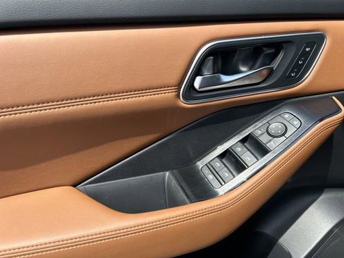 New 2026 Nissan Rogue Platinum AWD/4WD image 26