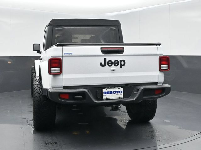 Used 2021 Jeep Gladiator Sport AWD/4WD image 7