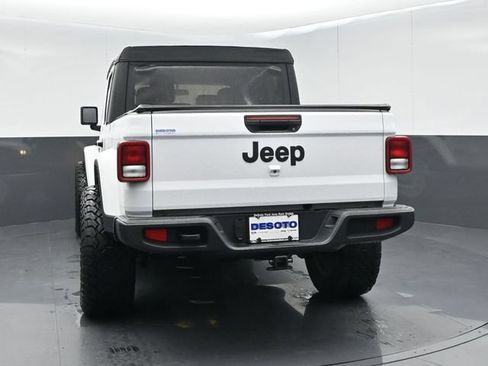 Used 2021 Jeep Gladiator Sport AWD/4WD image 7
