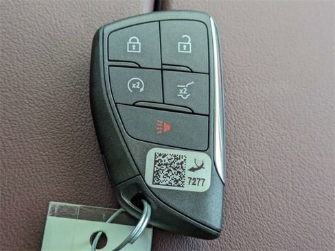 New 2025 Buick Envision Sport Touring image 30