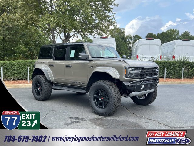 New 2026 Ford Bronco Raptor w/ Interior Carbon Fiber Pack AWD/4WD image 1
