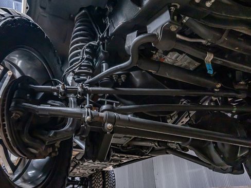 Used 2022 Ford F350 Platinum image 13