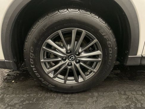 Used 2019 MAZDA CX-5 Touring image 25