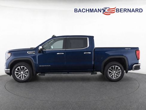 Used 2020 GMC Sierra 1500 SLT w/ SLT Premium Package AWD/4WD image 4