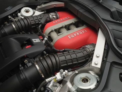 Used 2024 Ferrari Purosangue image 38