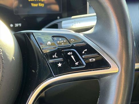 Used 2023 Mercedes-Benz S 500 4MATIC image 25