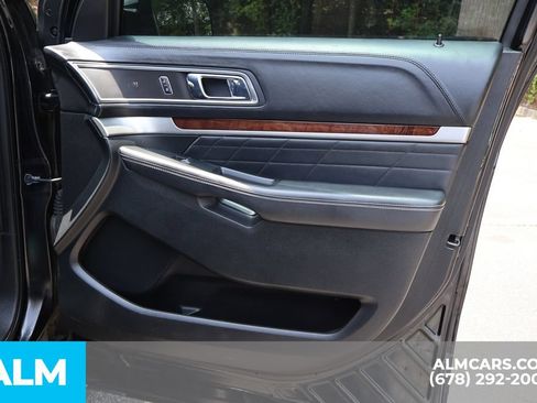 Used 2016 Ford Explorer Platinum AWD/4WD image 31