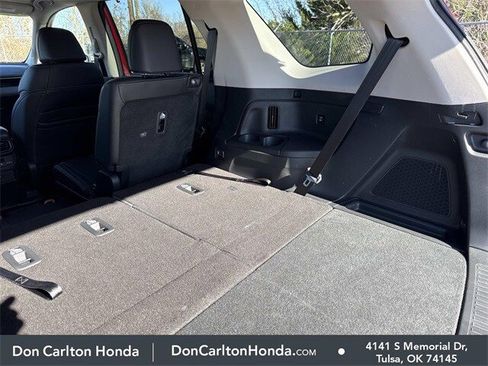 Used 2025 Honda Pilot EX-L image 7