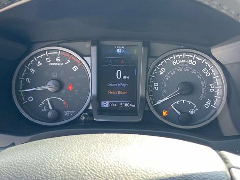 Used 2022 Toyota Tacoma TRD Sport w/ Technology Package RWD image 34