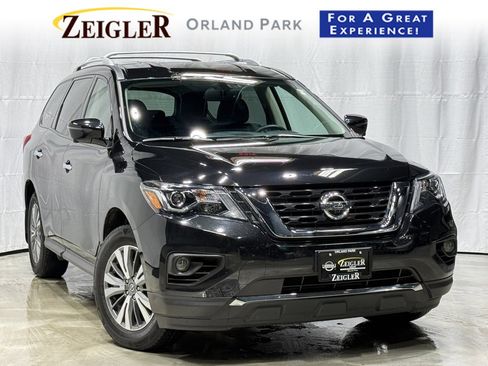 Certified 2020 Nissan Pathfinder SL w/ Cargo Package image 1