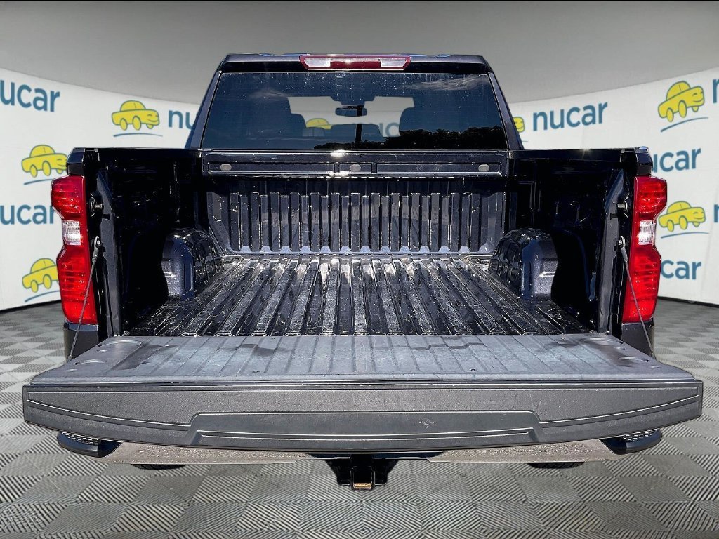 Used 2022 Chevrolet Silverado 1500 LT AWD/4WD image 34