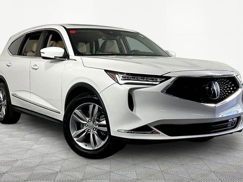 Certified 2024 Acura MDX SH-AWD image 3