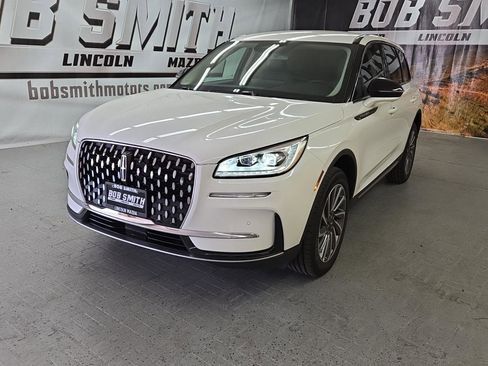 New 2025 Lincoln Corsair Reserve image 17