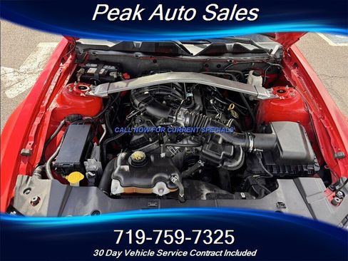 Used 2014 Ford Mustang Convertible RWD image 18