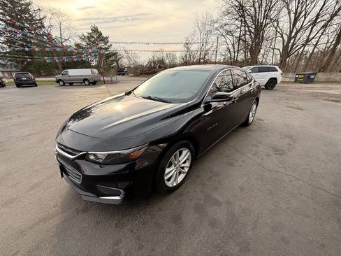 Used 2016 Chevrolet Malibu LT image 4