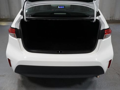 Certified 2024 Toyota Corolla LE FWD image 31